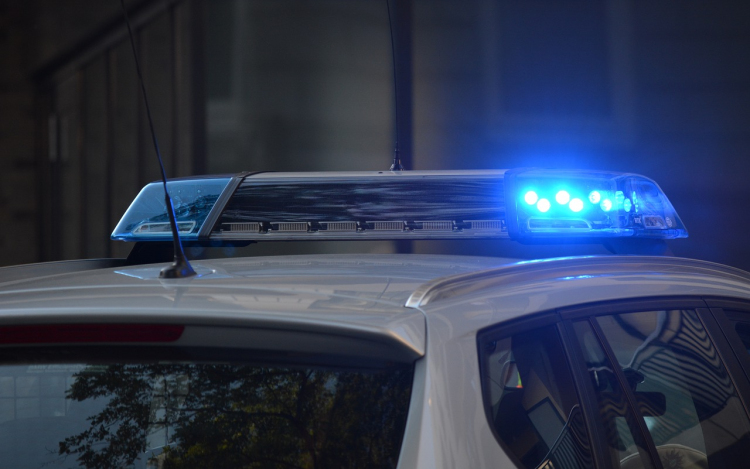 Azonosította és őrizetbe vette a rendőrség a kolozsvári magyar fiatalt bántalmazó férfit