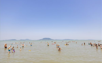 Április óta tizenhatan fulladtak a Balatonba